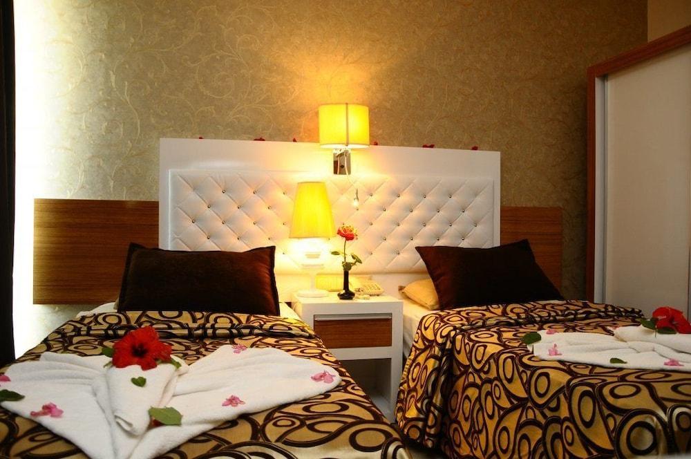 Club Tess Hotel Konaklı Kültér fotó