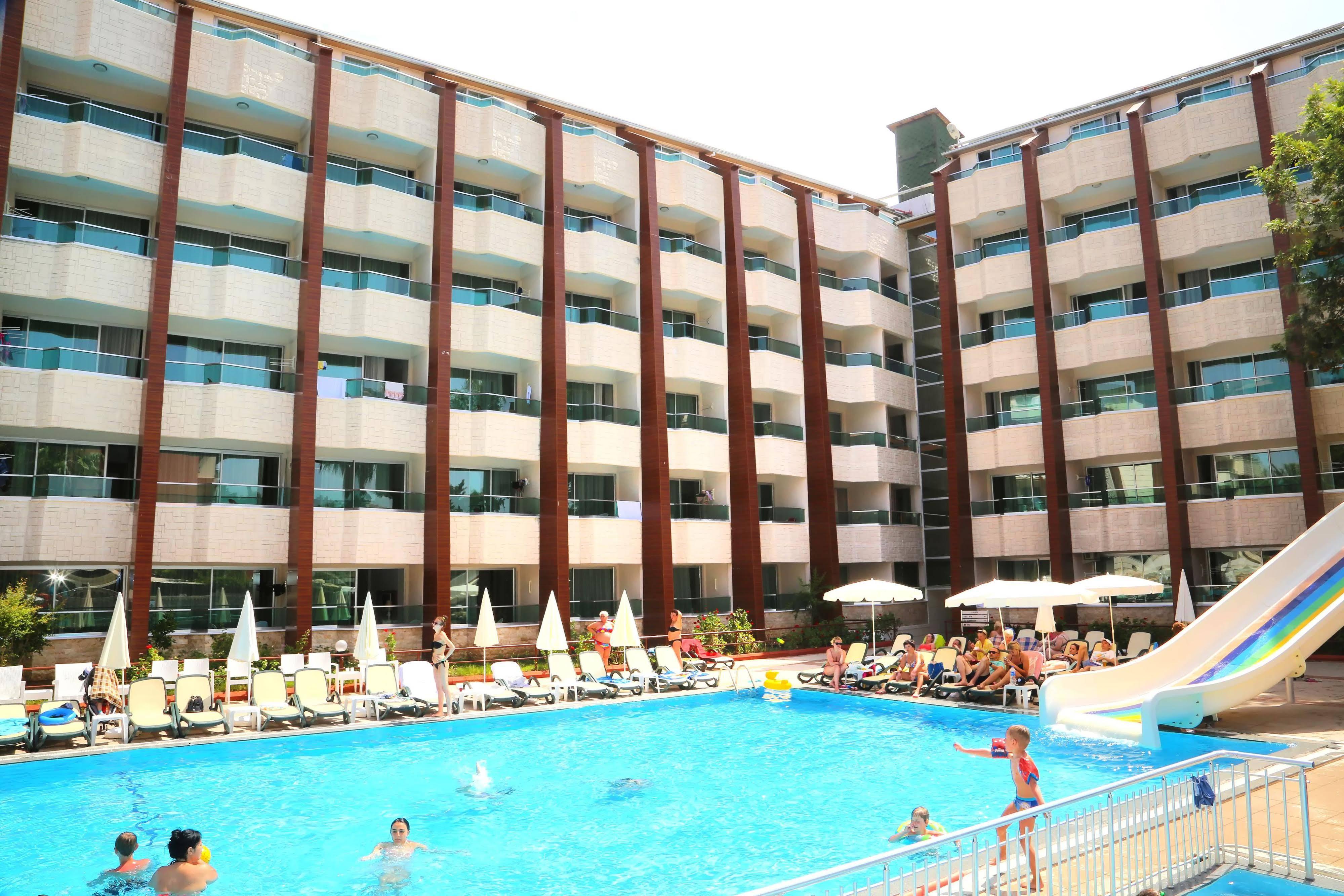 Club Tess Hotel Konaklı Kültér fotó