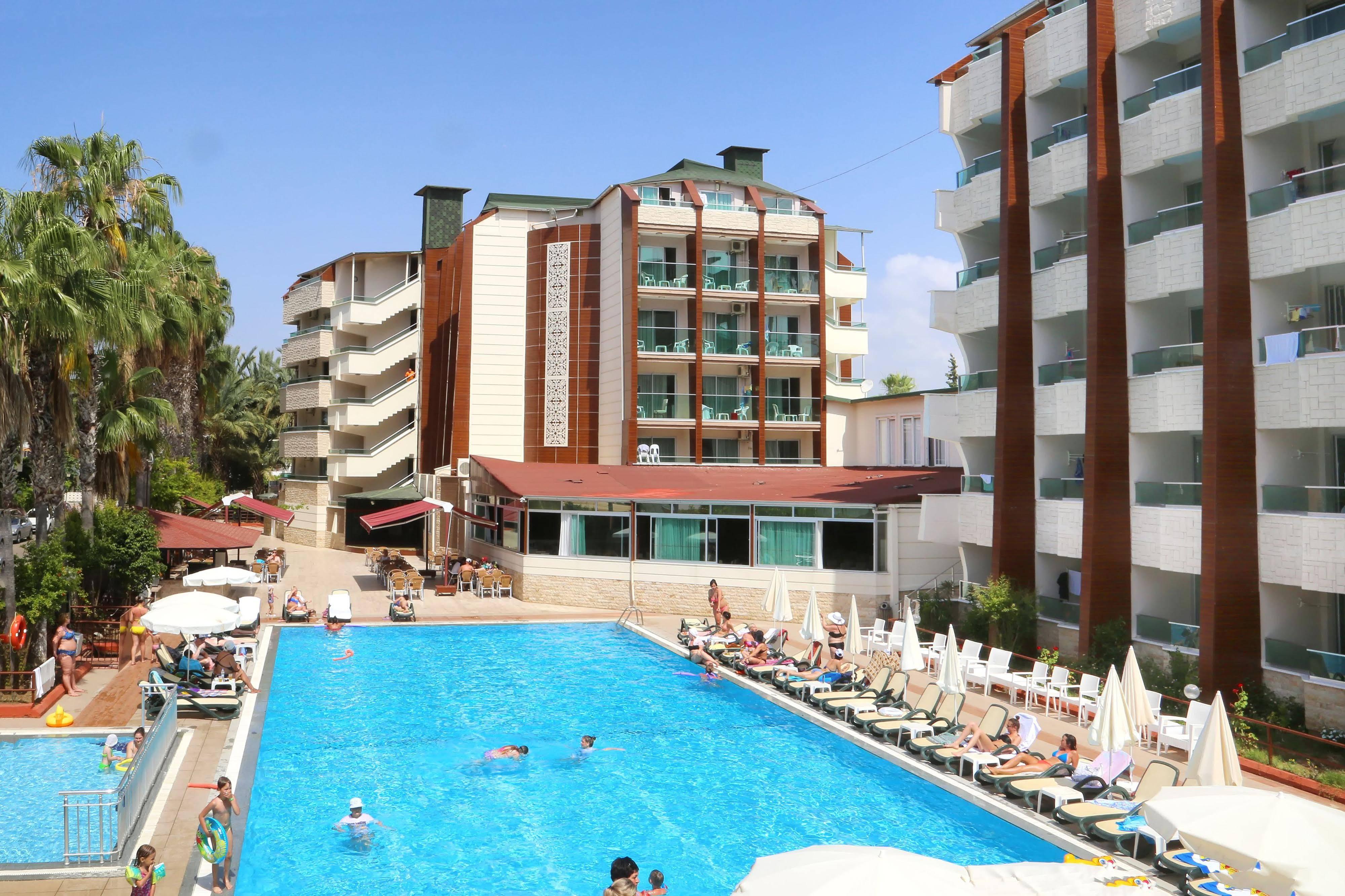 Club Tess Hotel Konaklı Kültér fotó