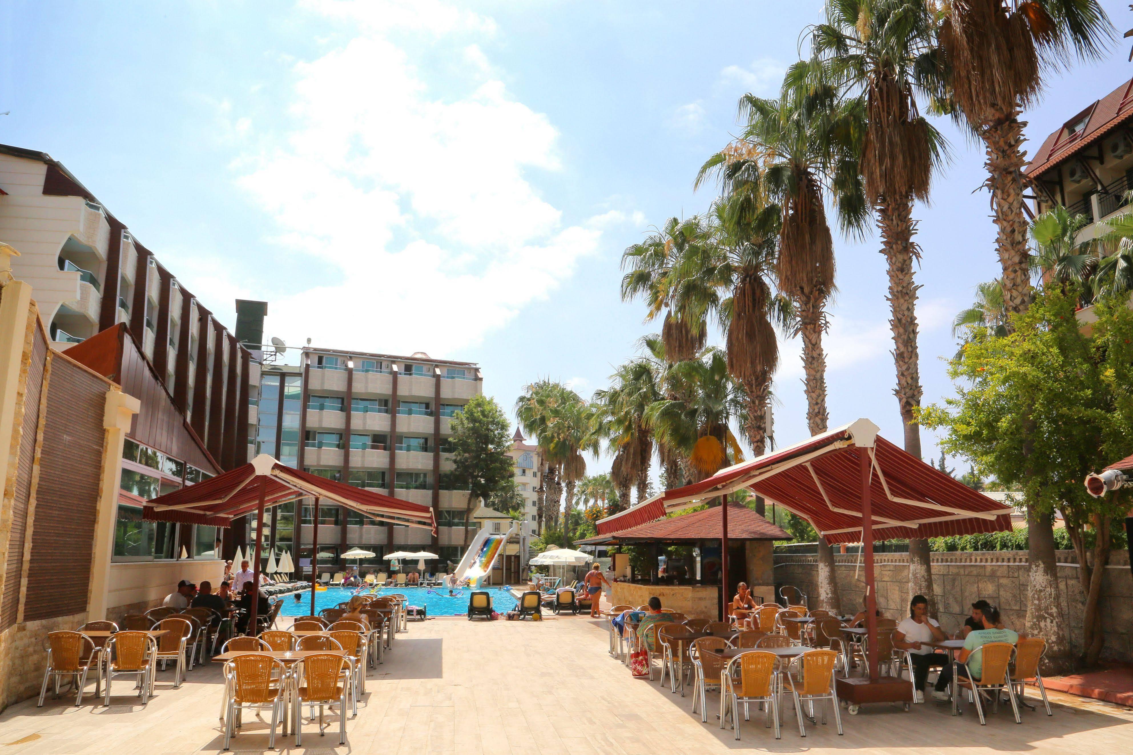 Club Tess Hotel Konaklı Kültér fotó